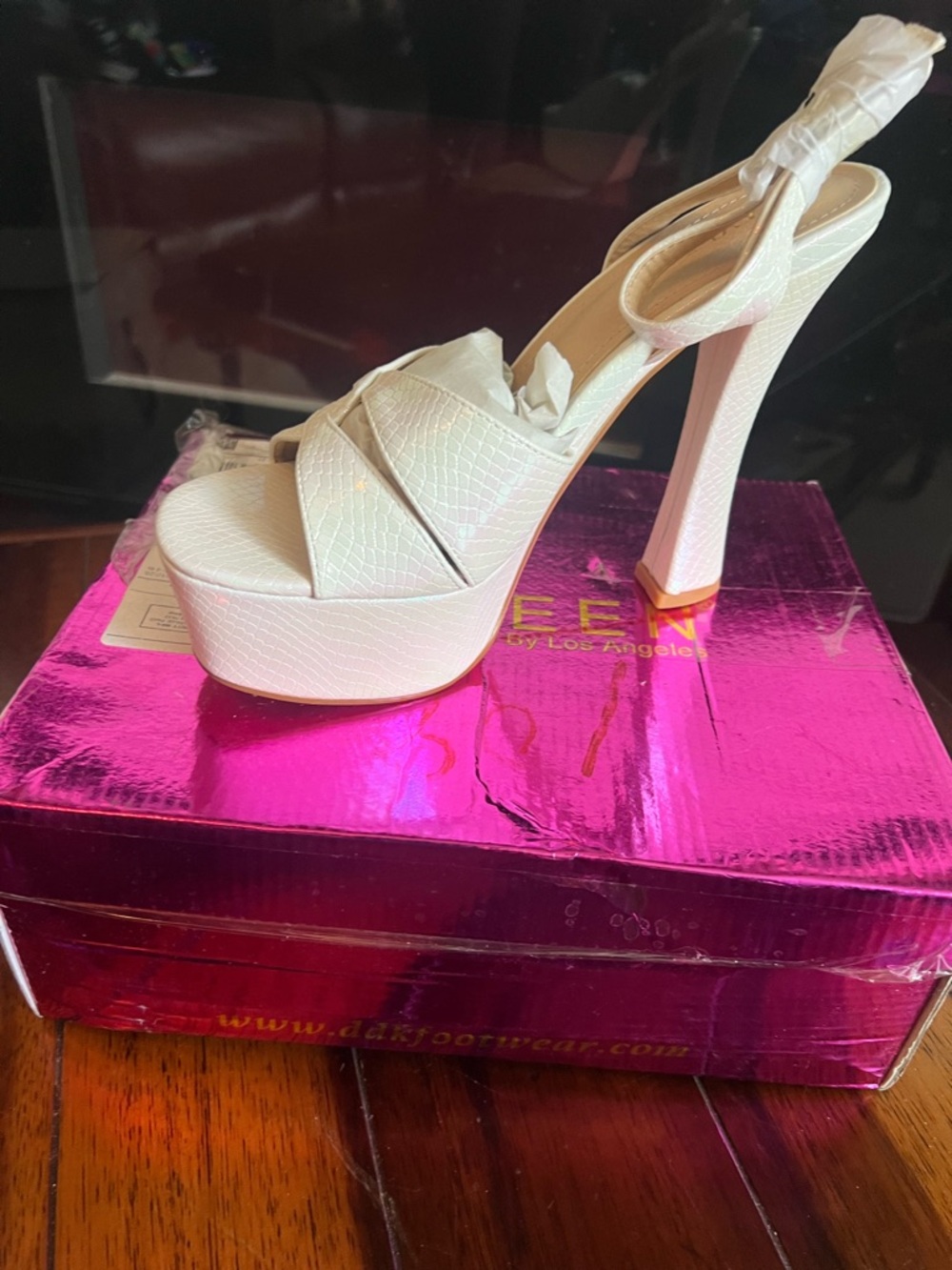 KAYLEEN By Los Angeles Cream Textured Platform Slingback Heels